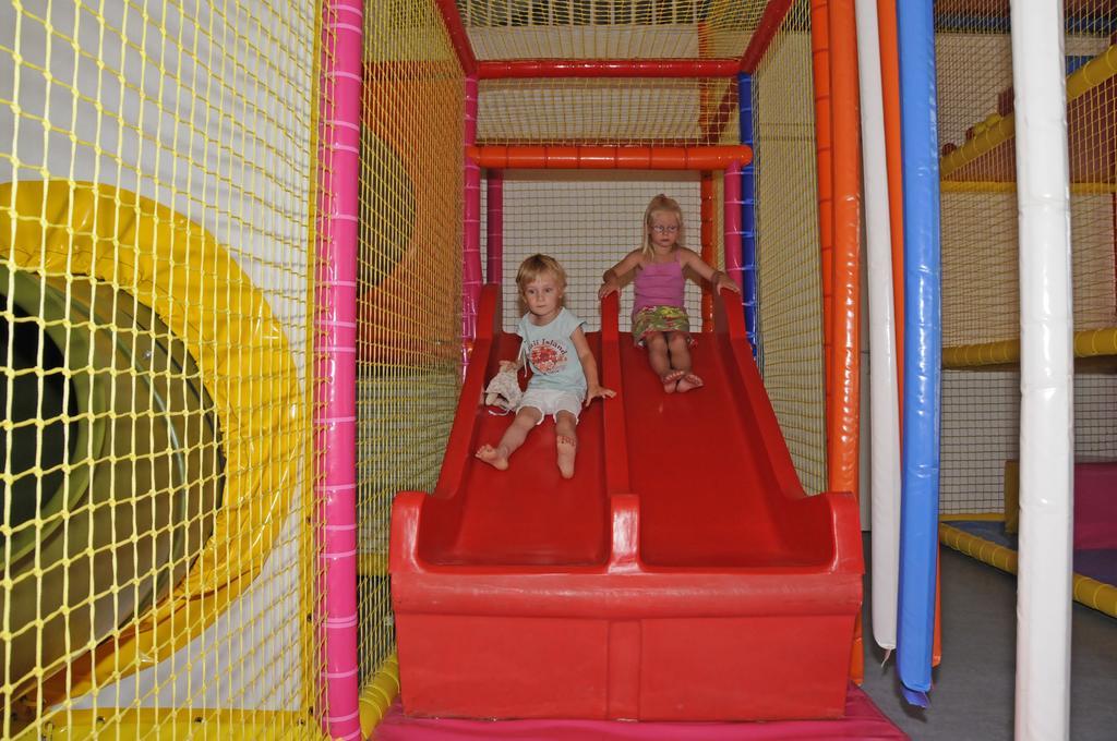 Camping het Wieskamp Henxel Buitenkant foto